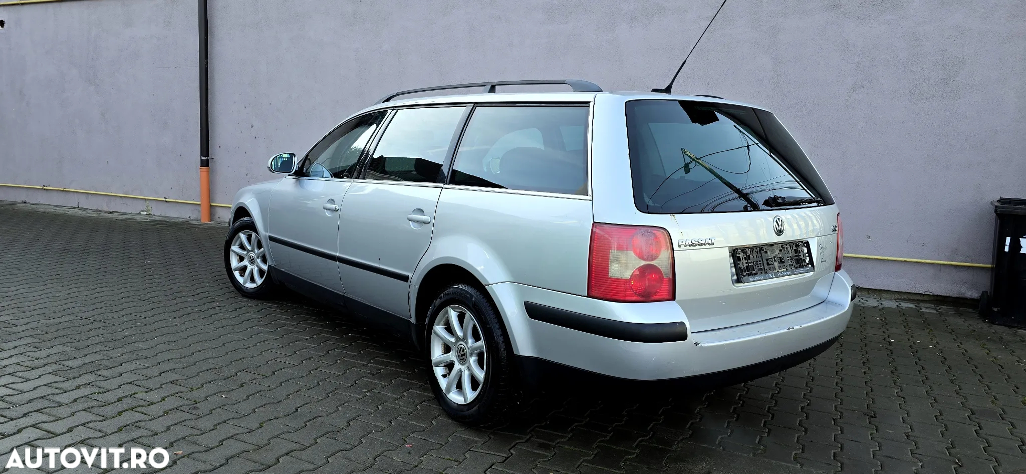 Volkswagen Passat Variant 2.0 5V Comfortline Family - 3