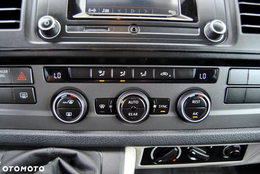 Volkswagen Caravelle L1 Trendline - 27