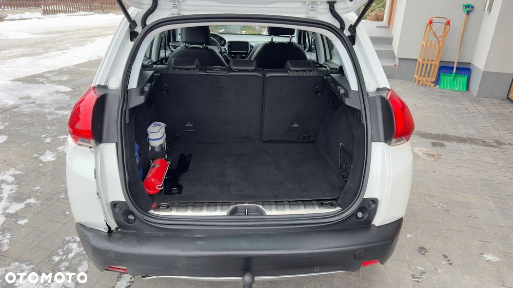 Peugeot 2008 e-HDi FAP 115 STOP & START Allure - 16