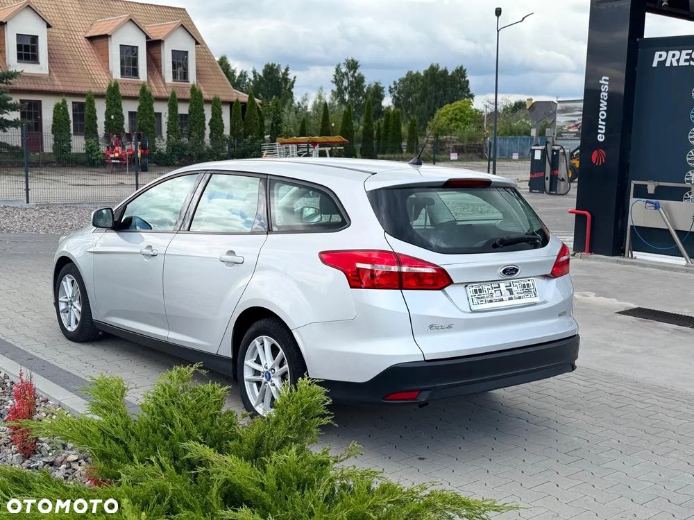 Ford Focus 1.0 EcoBoost Trend - 5
