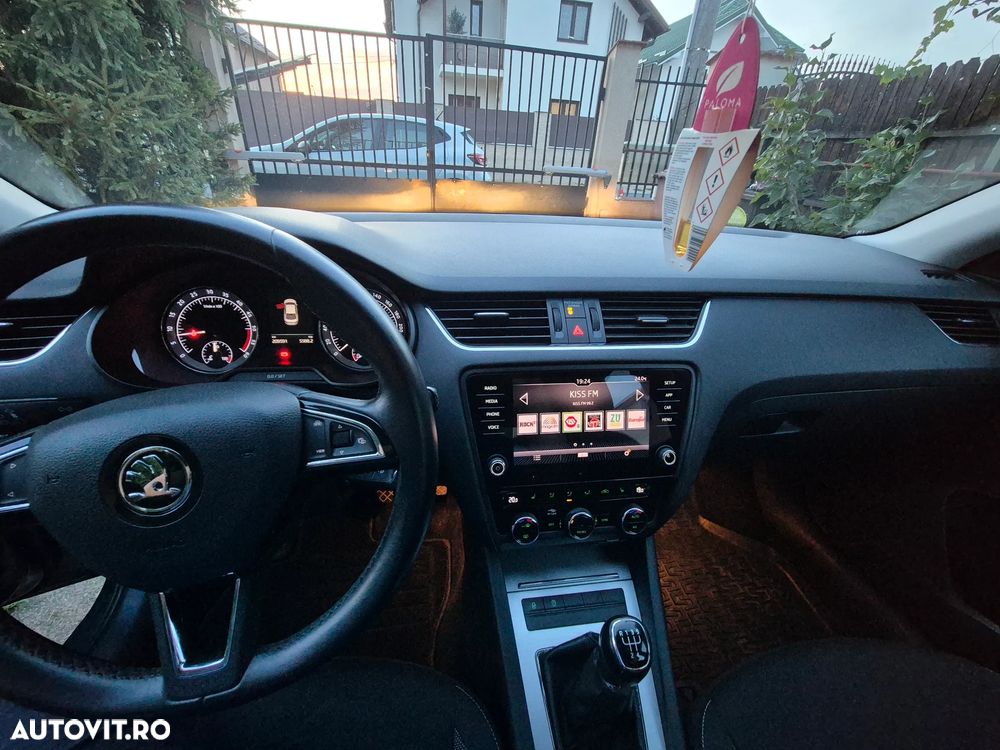Skoda Octavia 1.6 TDI Ambition - 8