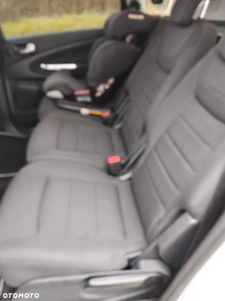Ford S-Max 2.0 TDCi DPF Business Edition - 19
