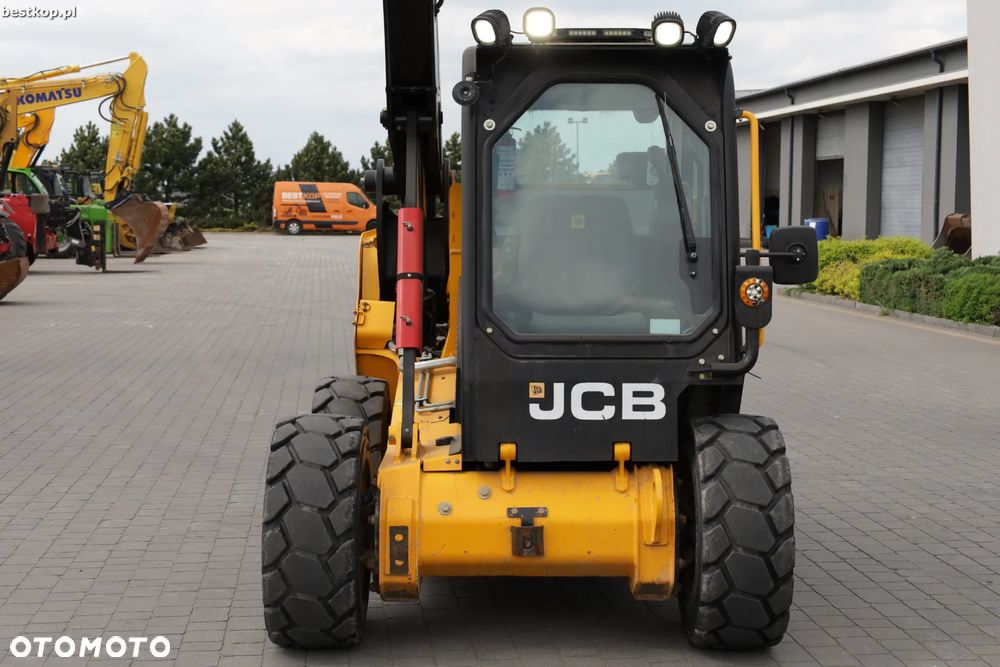 JCB 300 T4 Miniładowarka Skid steer - 13
