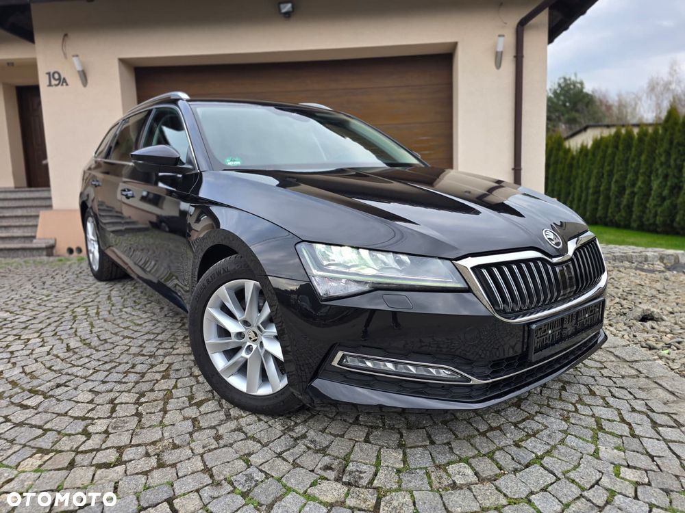 Skoda Superb 2.0 TDI DSG Premium Edition - 1