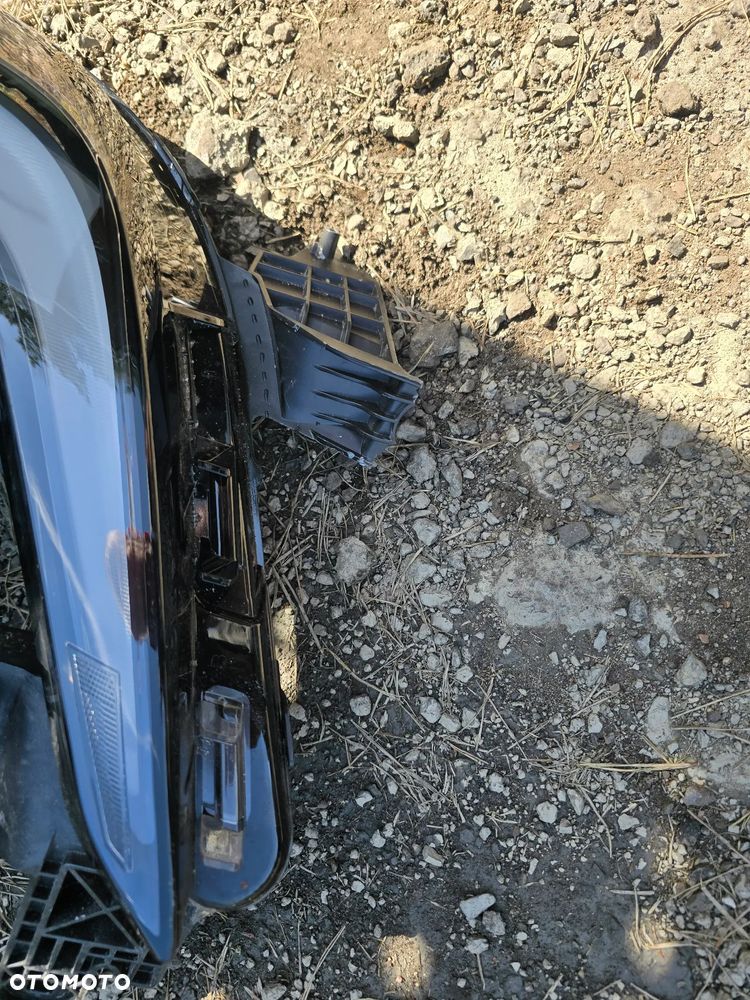 Renault master V 2025 grill atrapa lampa led - 5