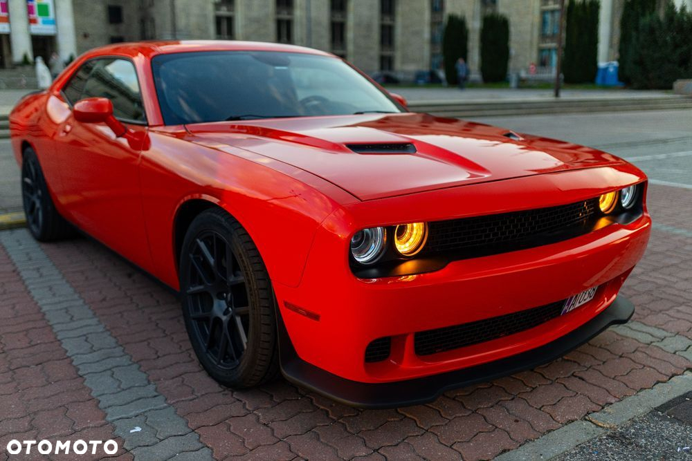 Dodge Challenger - 34