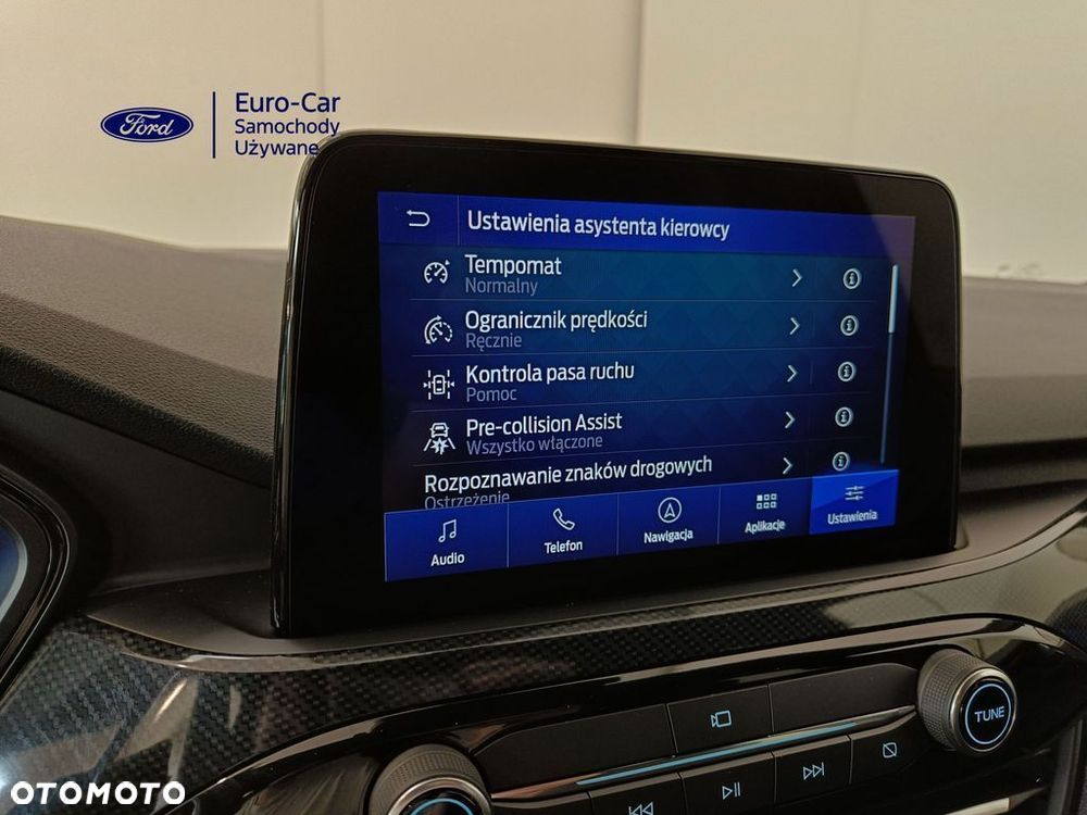 Ford Kuga 2.5 Duratec FHEV 4x4 ST-LINE - 21