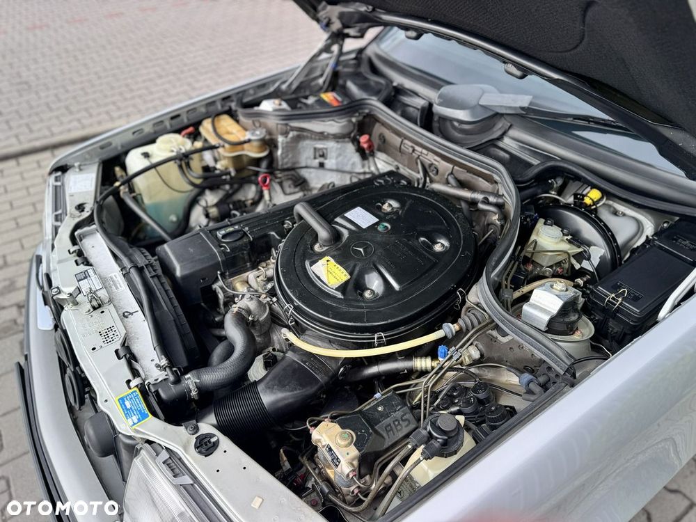Mercedes-Benz W124 (1984-1993) - 17