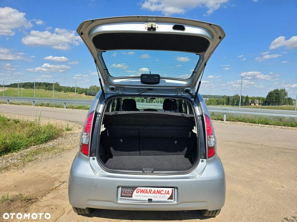 Subaru Justy - 12