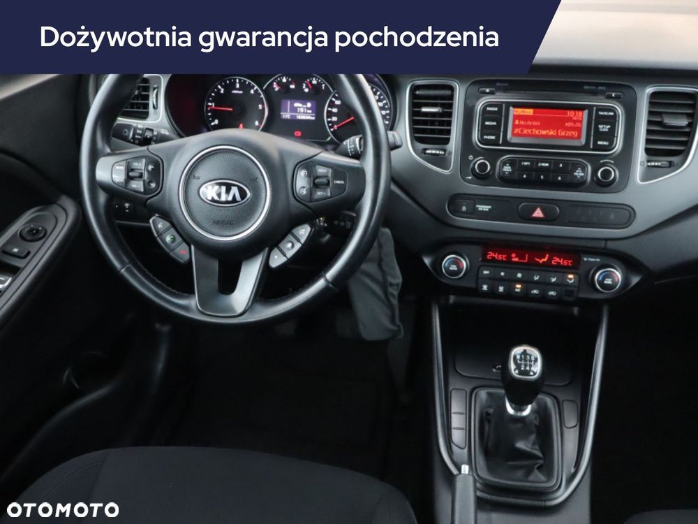 Kia Carens - 9