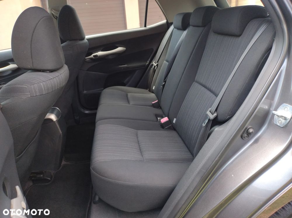 Toyota Auris 1.6 VVT-i Executive - 19