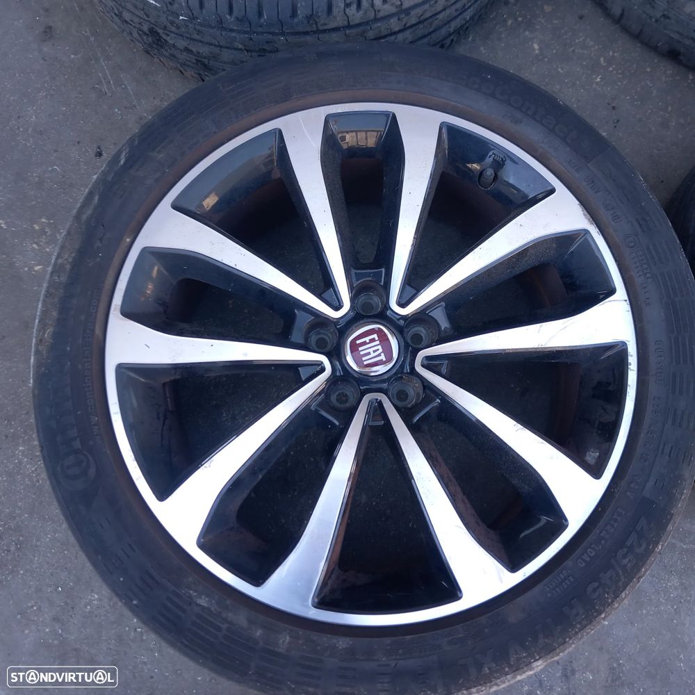 Jantes fiat tipo com pneus 225 45 17 ( tem  um par de pneus bons ) - 2