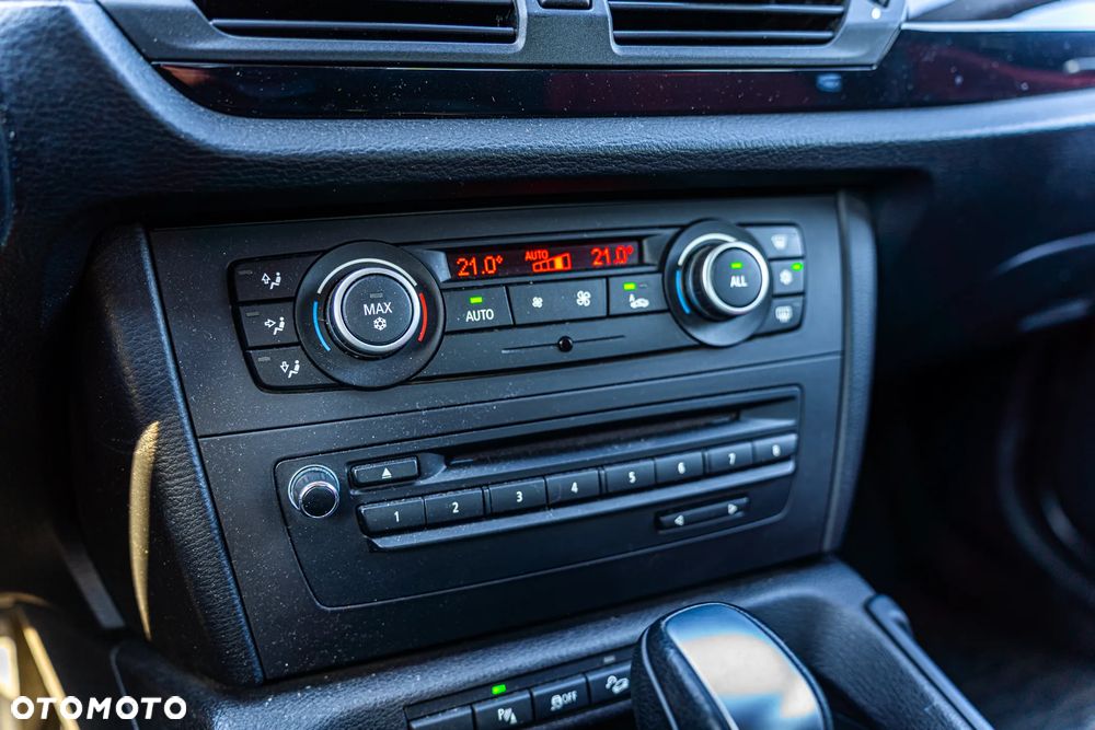 BMW X1 xDrive20d - 15