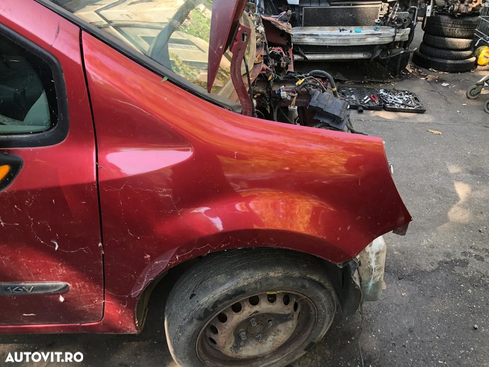 Aripa dreapta fata Renault Modus 2006 visiniu - 3