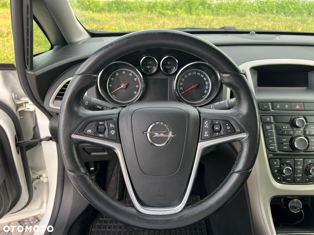 Opel Astra 1.4 T Edition 150 - 21