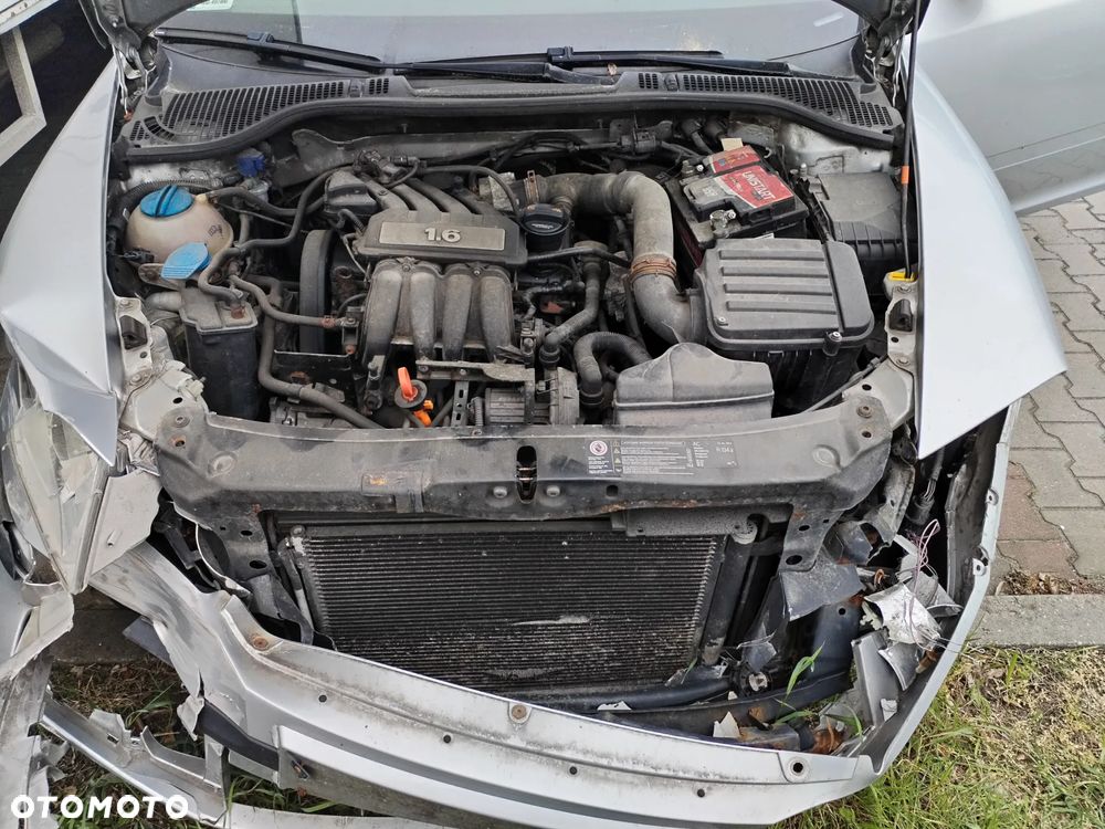 Skoda Octavia 1.6 - 6