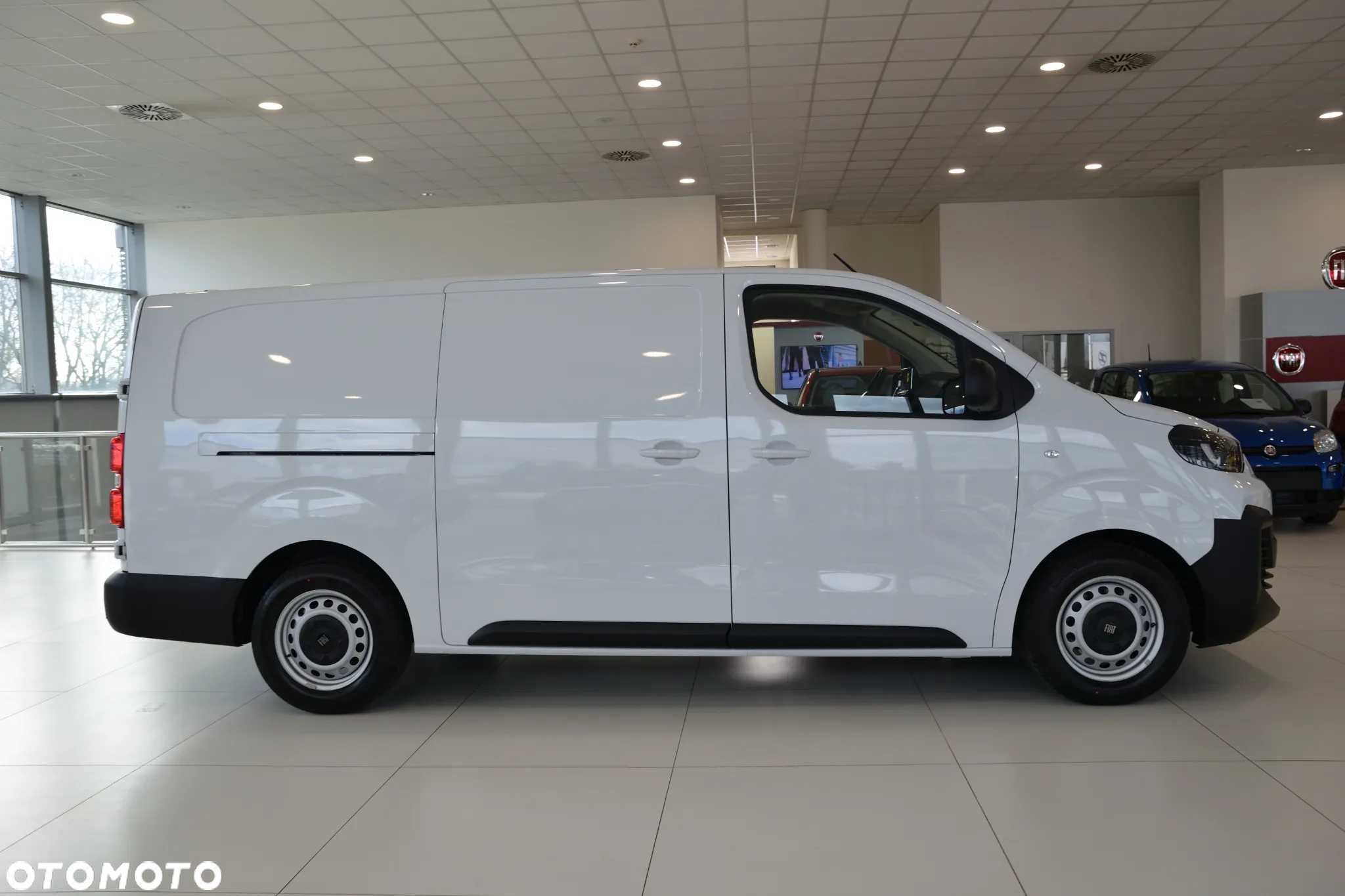 Fiat FIAT E-SCUDO SERIA 3 Furgon Maxi 136 KM akumulator 75 - 5