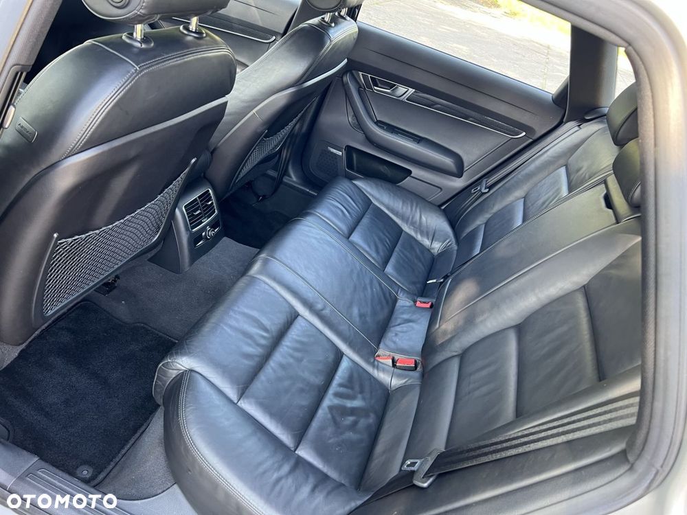 Audi S6 Avant - 23