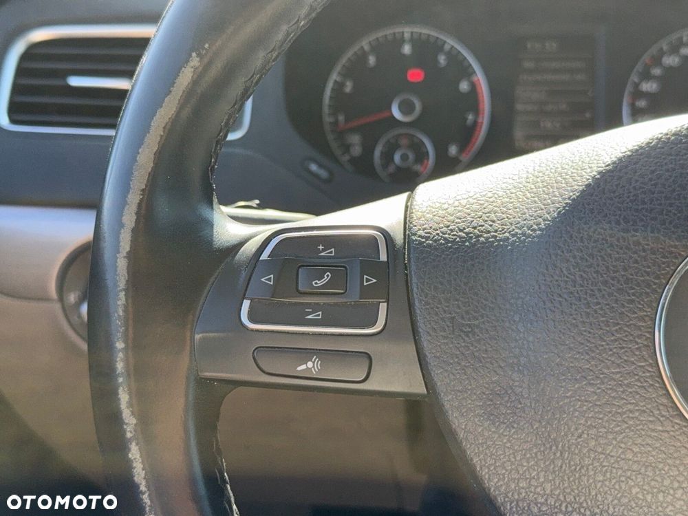 Volkswagen Jetta 1.4 TSI Comfortline - 12