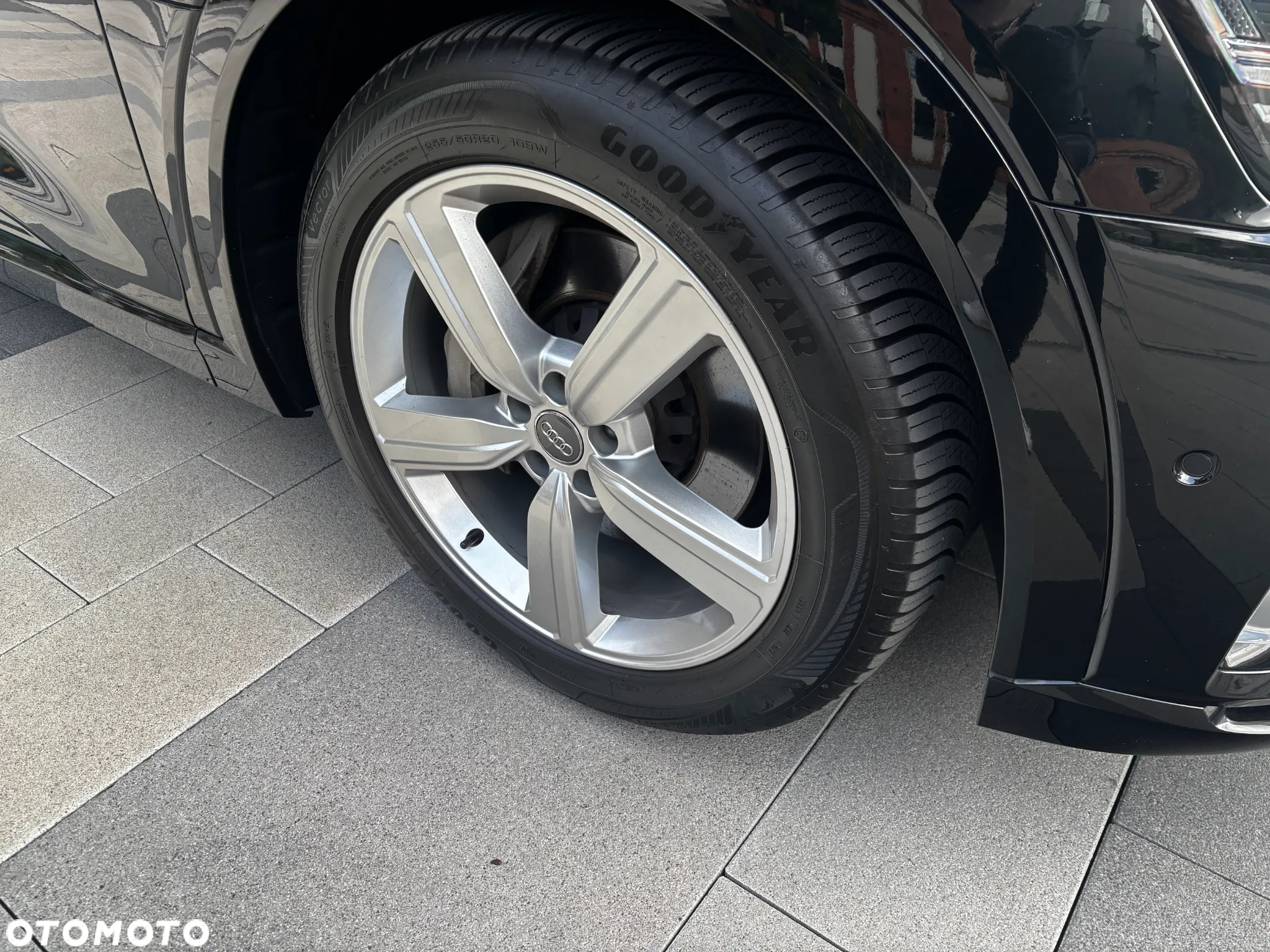 Audi e-tron 50 quattro - 32
