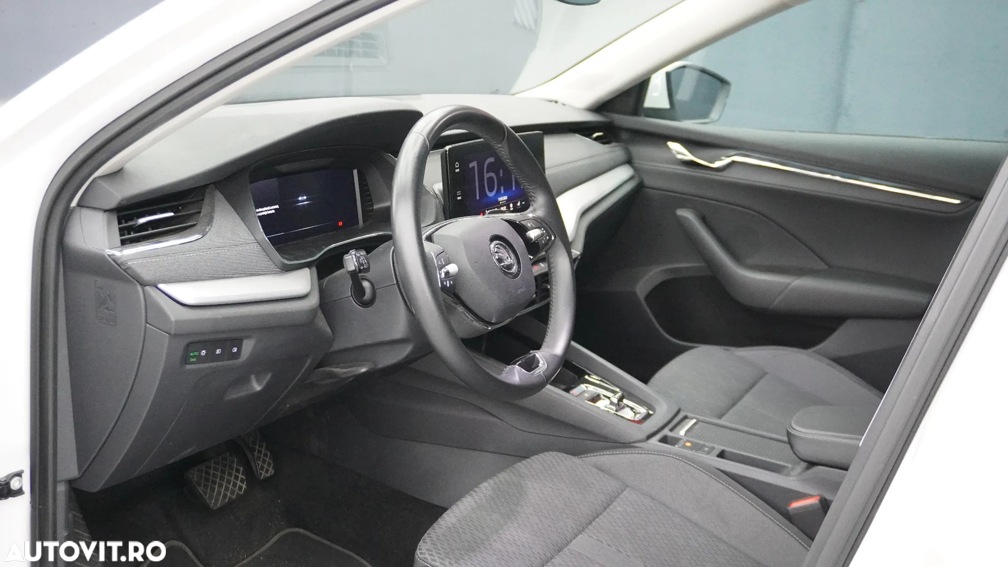 Skoda Octavia 2.0 TDI DSG Ambition - 19