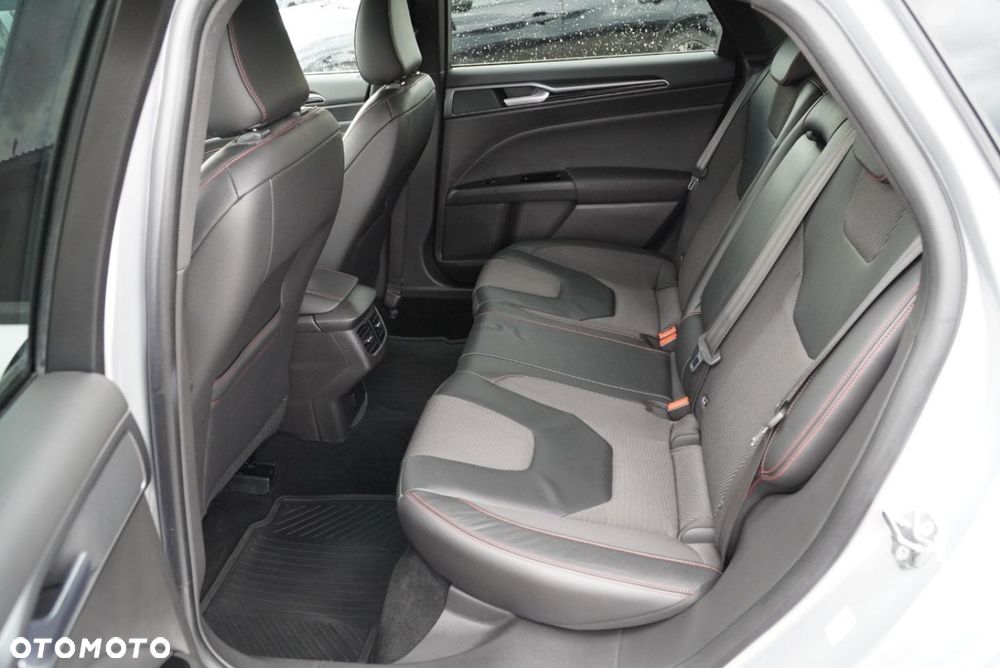 Ford Mondeo 1.5 EcoBoost ST-Line - 7