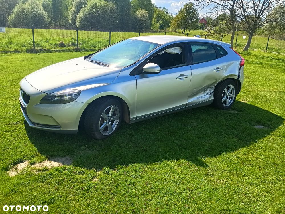 Volvo V40 D2 Geartronic Momentum - 10