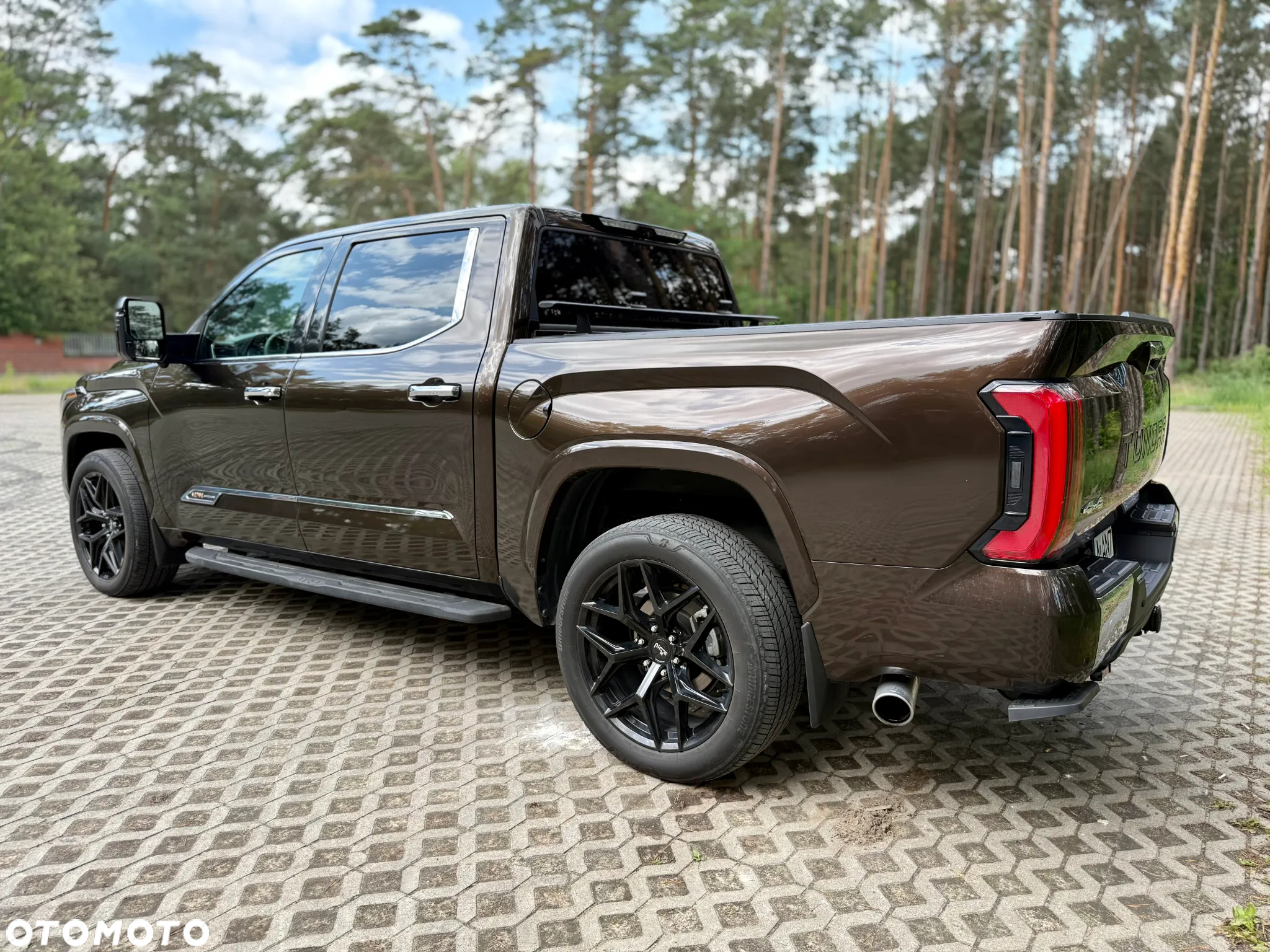 Toyota Tundra - 35