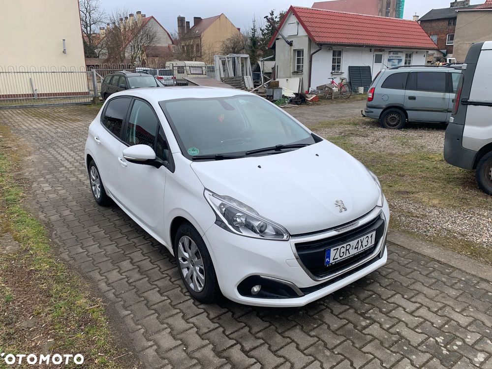 Peugeot 208 - 2