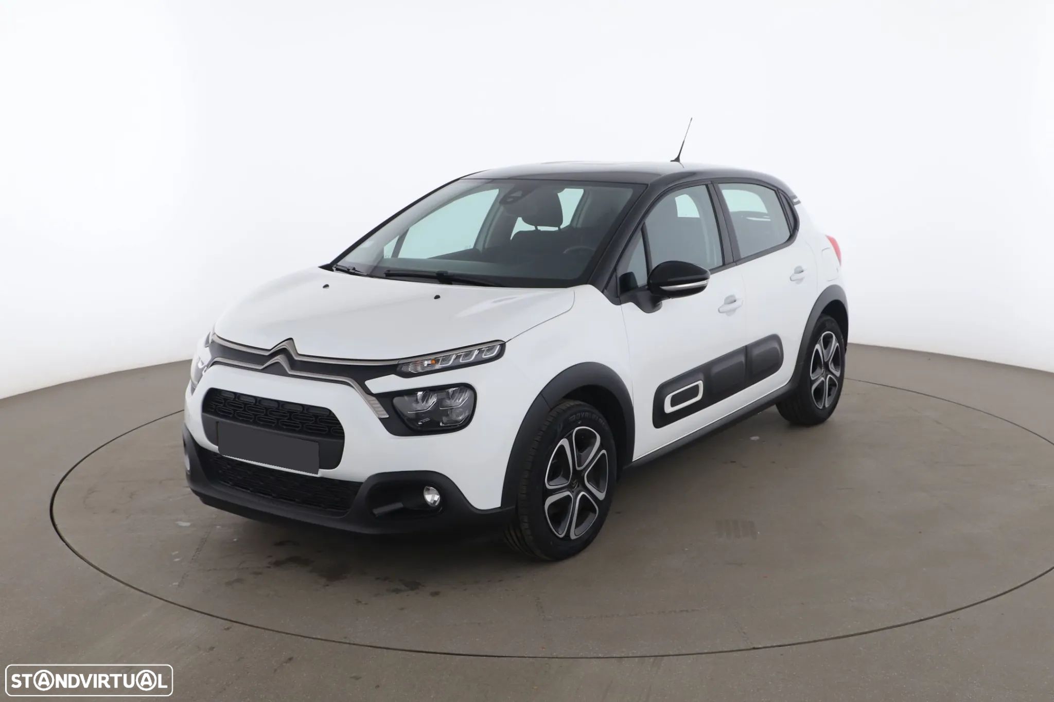 Citroën C3 1.2 PureTech Shine - 1