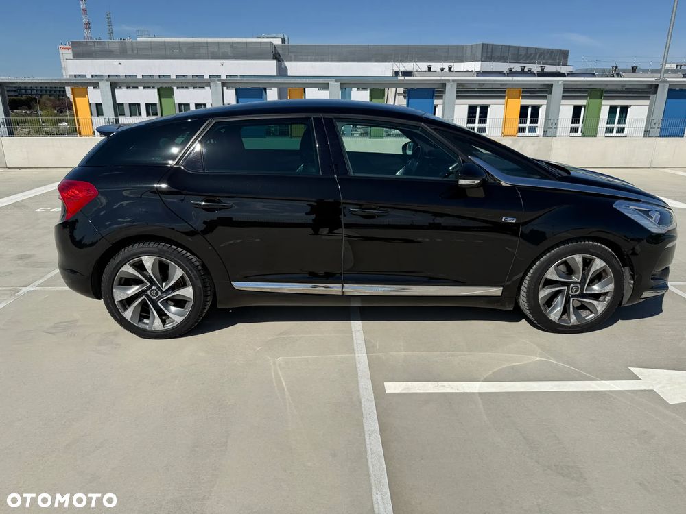 Citroën DS5 Hybrid4 EGS6 SportChic - 8