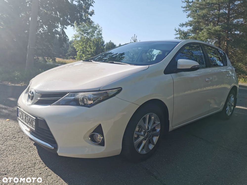 Toyota Auris 1.6 Dynamic - 4