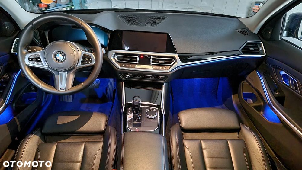 BMW Seria 3 320d - 26