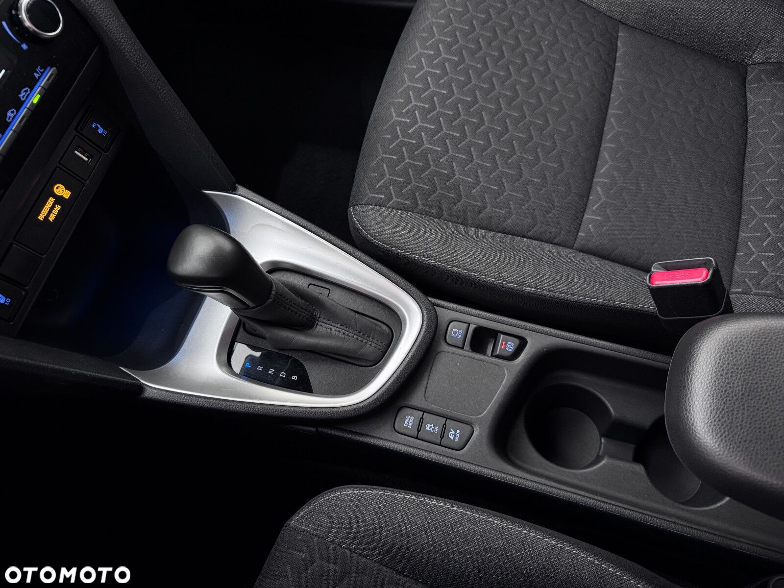 Toyota Yaris Cross - 28