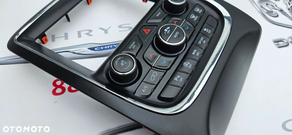 Dodge Durango III LIFT 2014-2017 Panel klimatyzacji AC Panel sterowania nawiewem Ramka wyświetlacza radia pod duży wyświetlacz DUŻE RADIO P68253735AH - 5