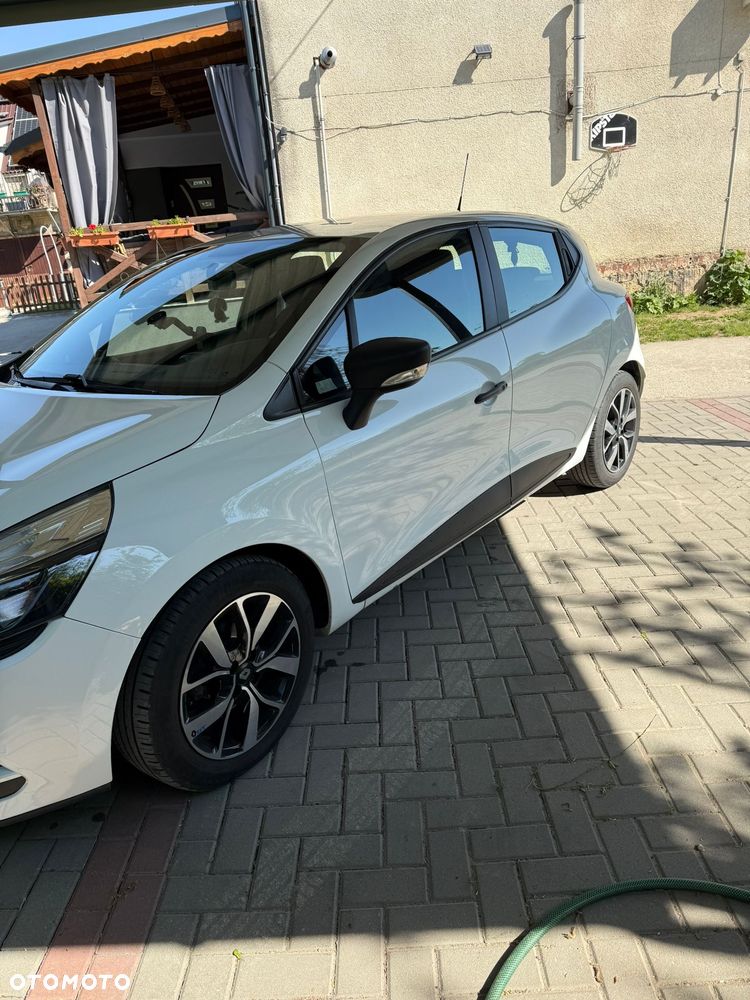 Renault Clio - 5