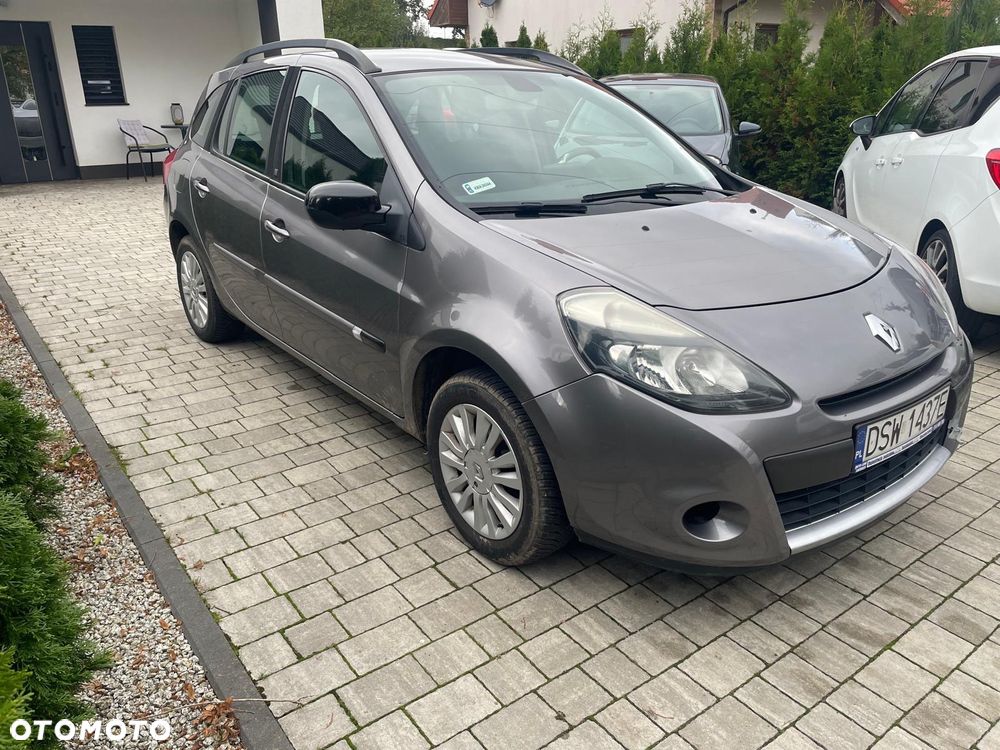 Renault Clio - 1