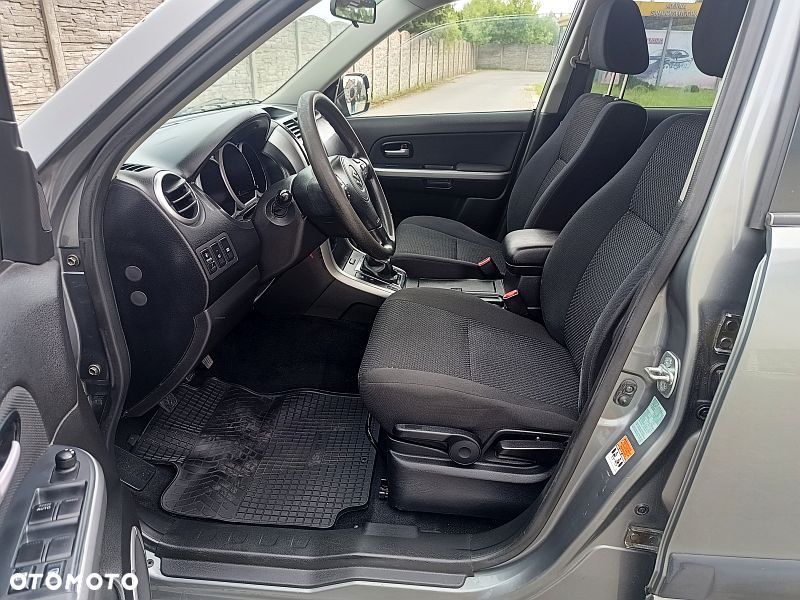 Suzuki Grand Vitara 2.0 TD - 27