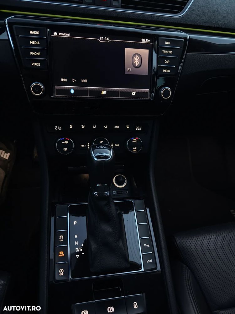 Skoda Superb 2.0 TDI DSG Laurin & Klement - 6
