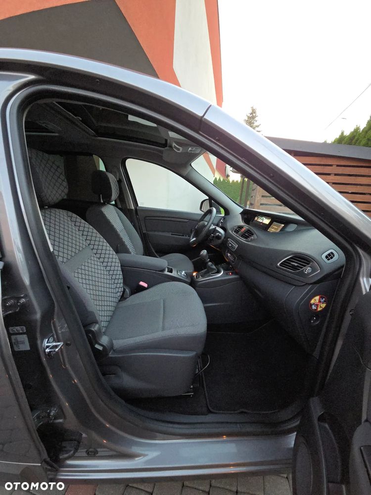 Renault Scenic - 29