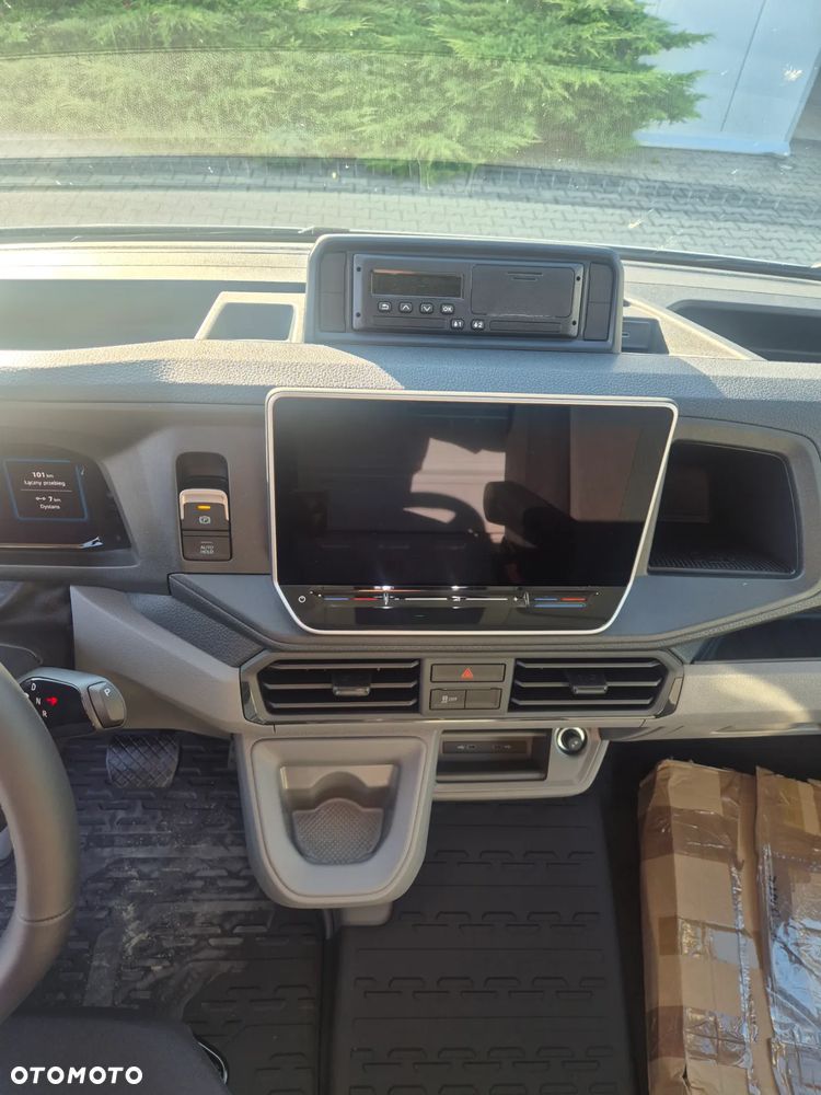 Volkswagen Crafter - 2