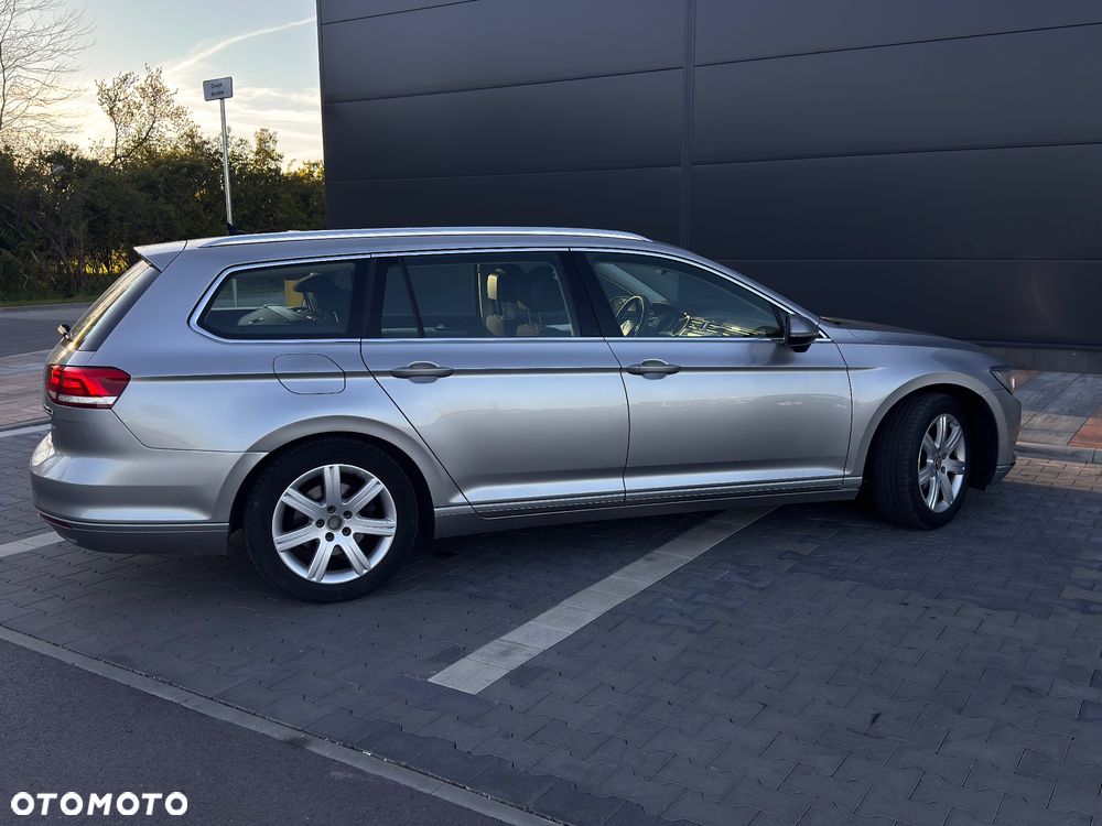 Volkswagen Passat 1.6 TDI (BlueMotion Technology) Comfortline - 25