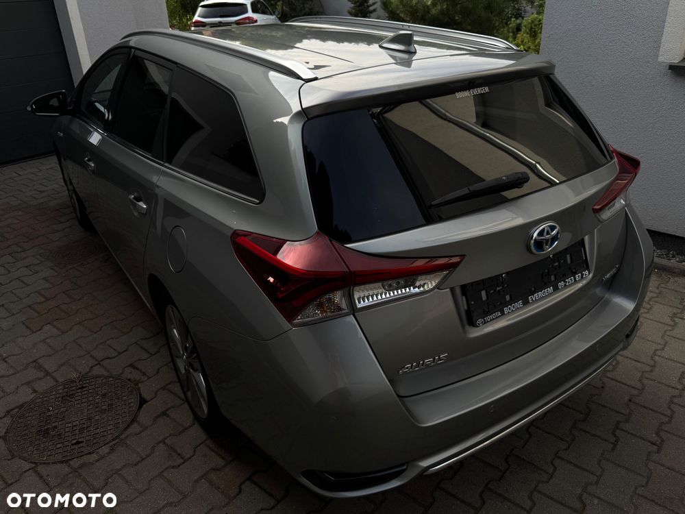 Toyota Auris 1.8 HSD Prestige NAVI - 7