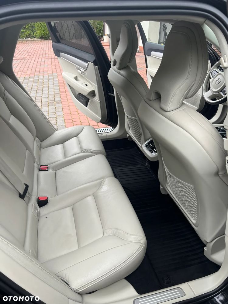 Volvo V90 Cross Country D5 SCR AWD - 20