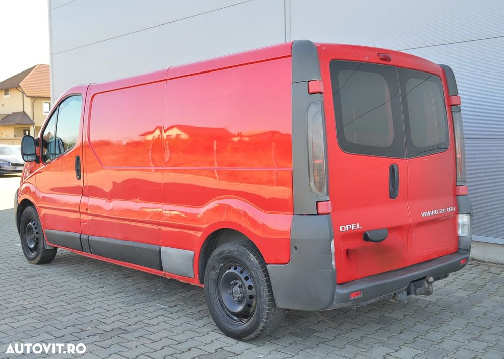 Opel Vivaro 2.5 CDTI L2H1 - 3