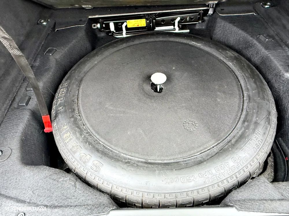 Land Rover Range Rover 3.0 TDV6 HSE - 41