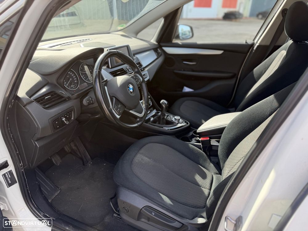 BMW F45 de 2016 para peças - 9