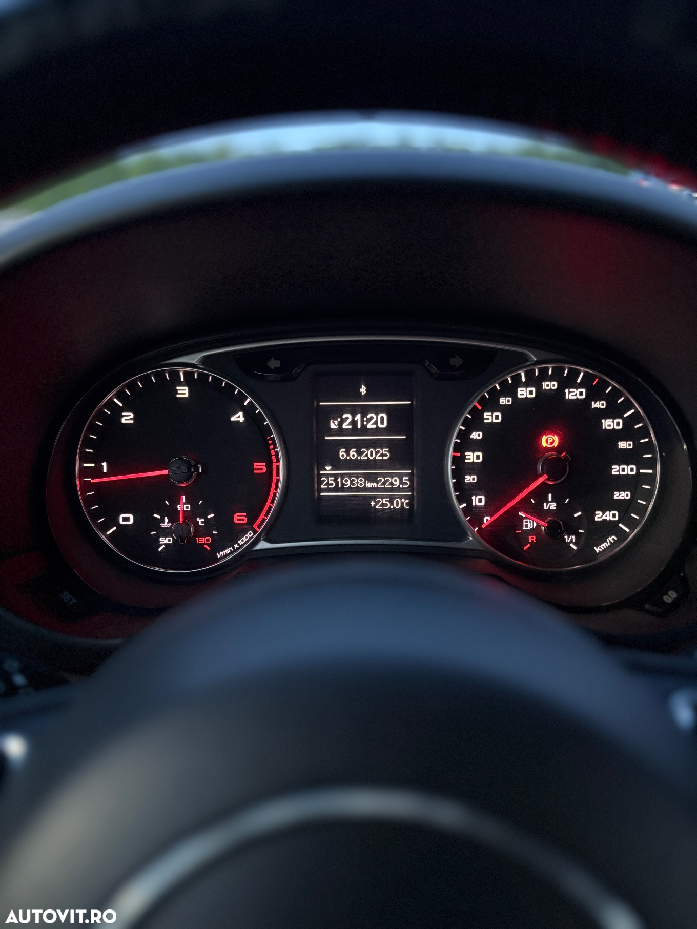 Audi A1 1.6 TDI Attraction - 8