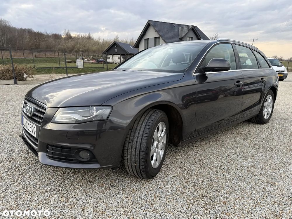 Audi A4 Avant 2.0 TFSI Attraction - 11