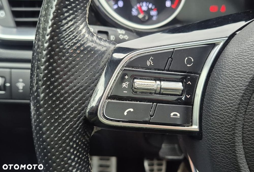 Kia ProCeed 1.4 T-GDI GT Line - 23
